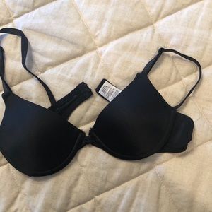 Delta bra black 34A
